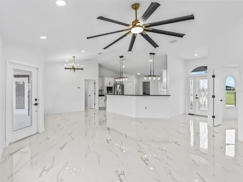 14461 SE 80th Street Morriston FL 32668