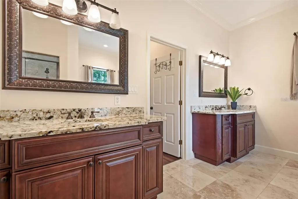 793 Duque Road Lutz FL 33549