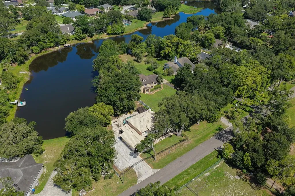793 Duque Road Lutz FL 33549