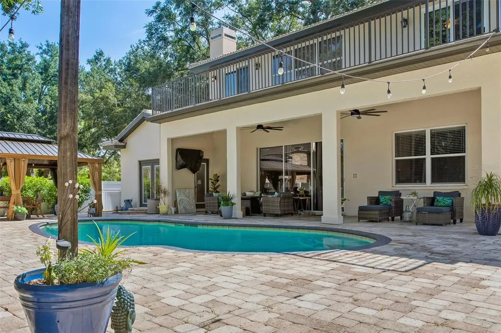 793 Duque Road Lutz FL 33549