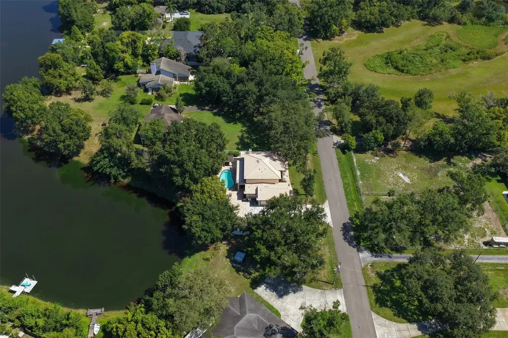 793 Duque Road Lutz FL 33549
