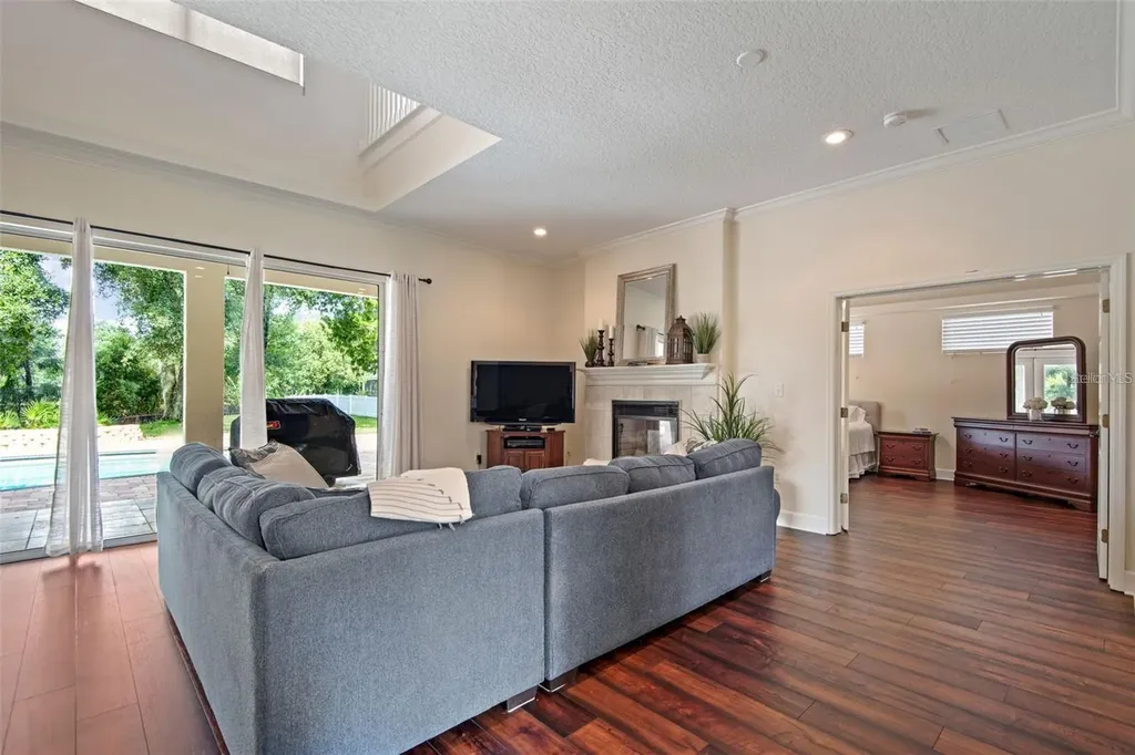 793 Duque Road Lutz FL 33549