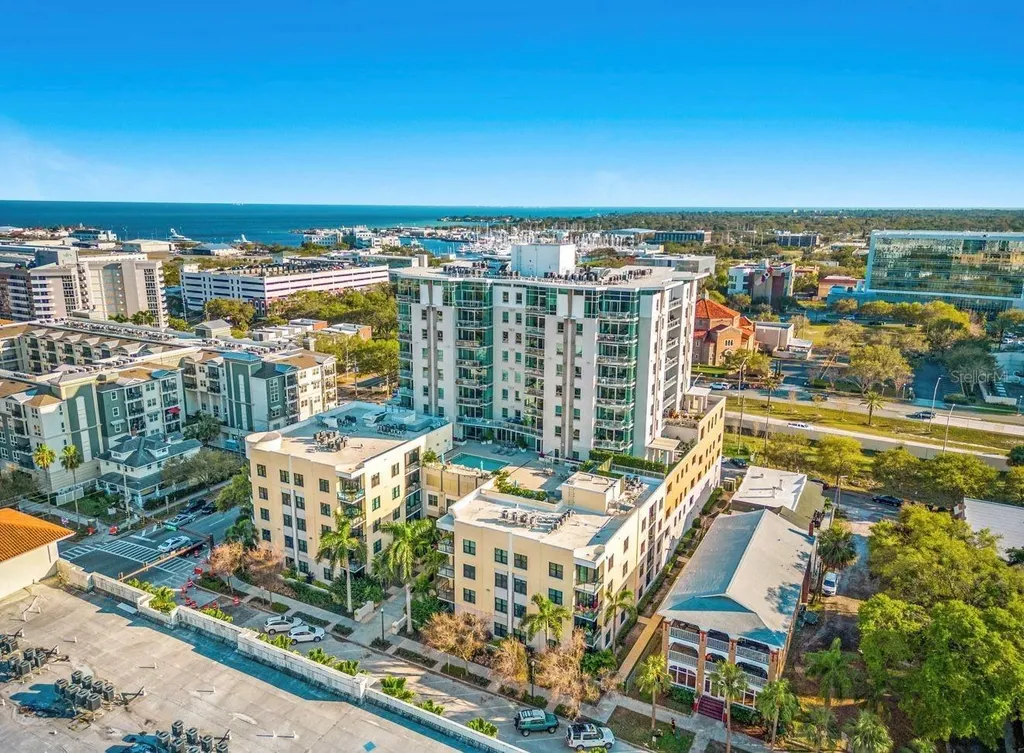 400 4th Avenue S St Petersburg FL 33701