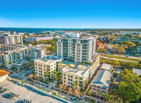 400 4th Avenue S St Petersburg FL 33701