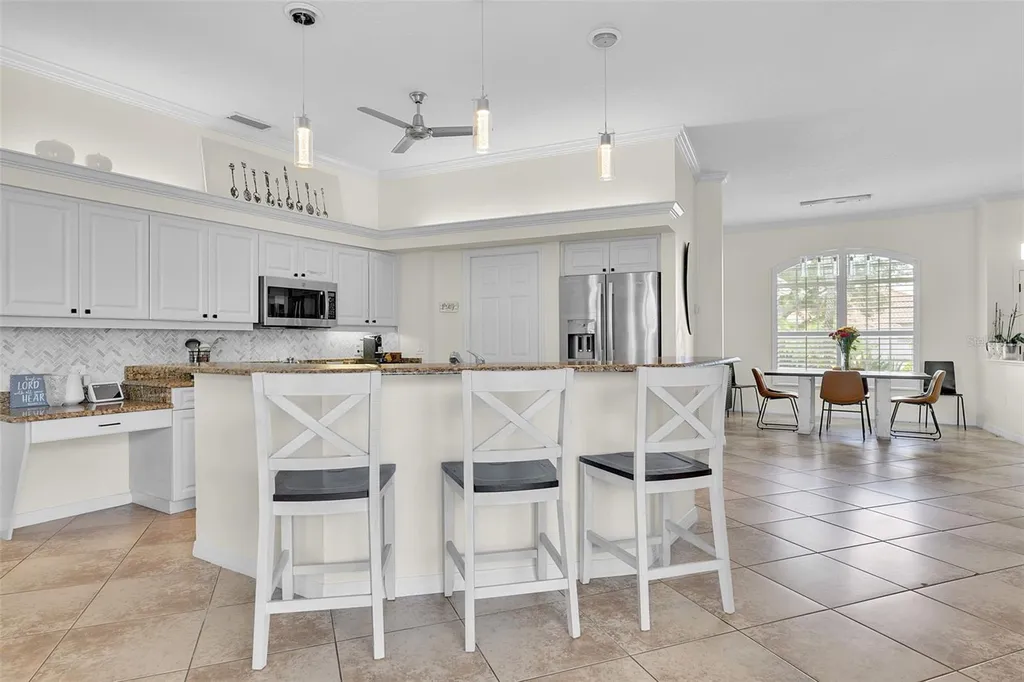 6817 Corral Circle Sarasota FL 34243