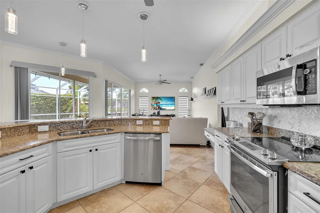 6817 Corral Circle Sarasota FL 34243