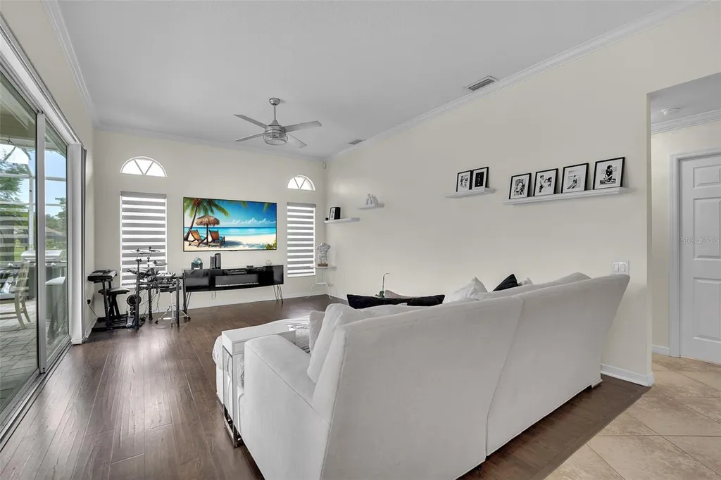6817 Corral Circle Sarasota FL 34243