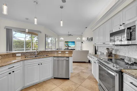 6817 Corral Circle Sarasota FL 34243