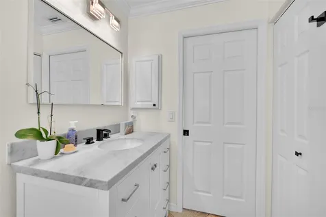 6817 Corral Circle Sarasota FL 34243