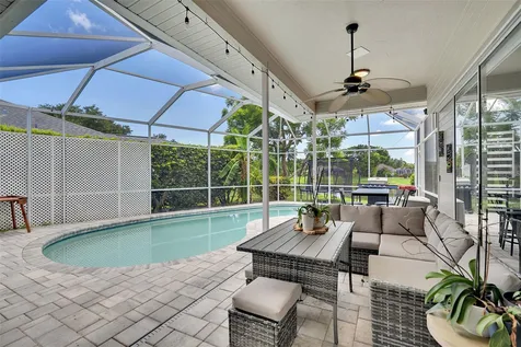 6817 Corral Circle Sarasota FL 34243
