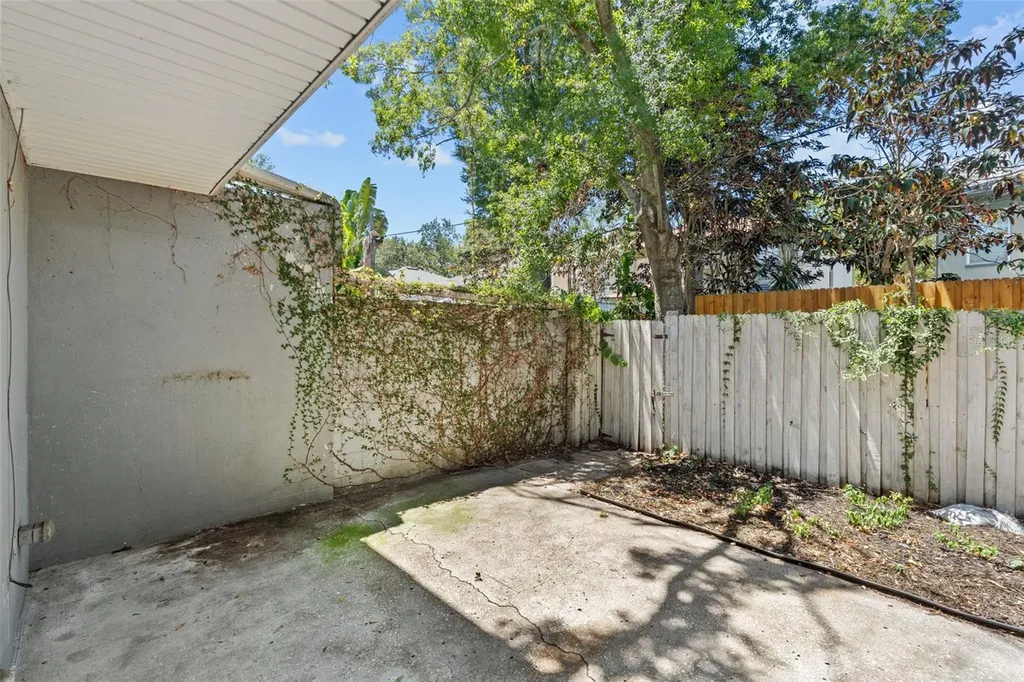 2517 W Tennessee Avenue Tampa FL 33629