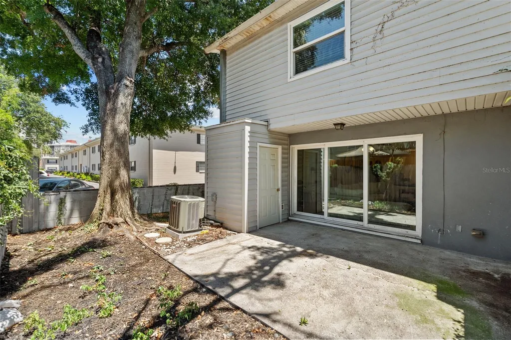 2517 W Tennessee Avenue Tampa FL 33629