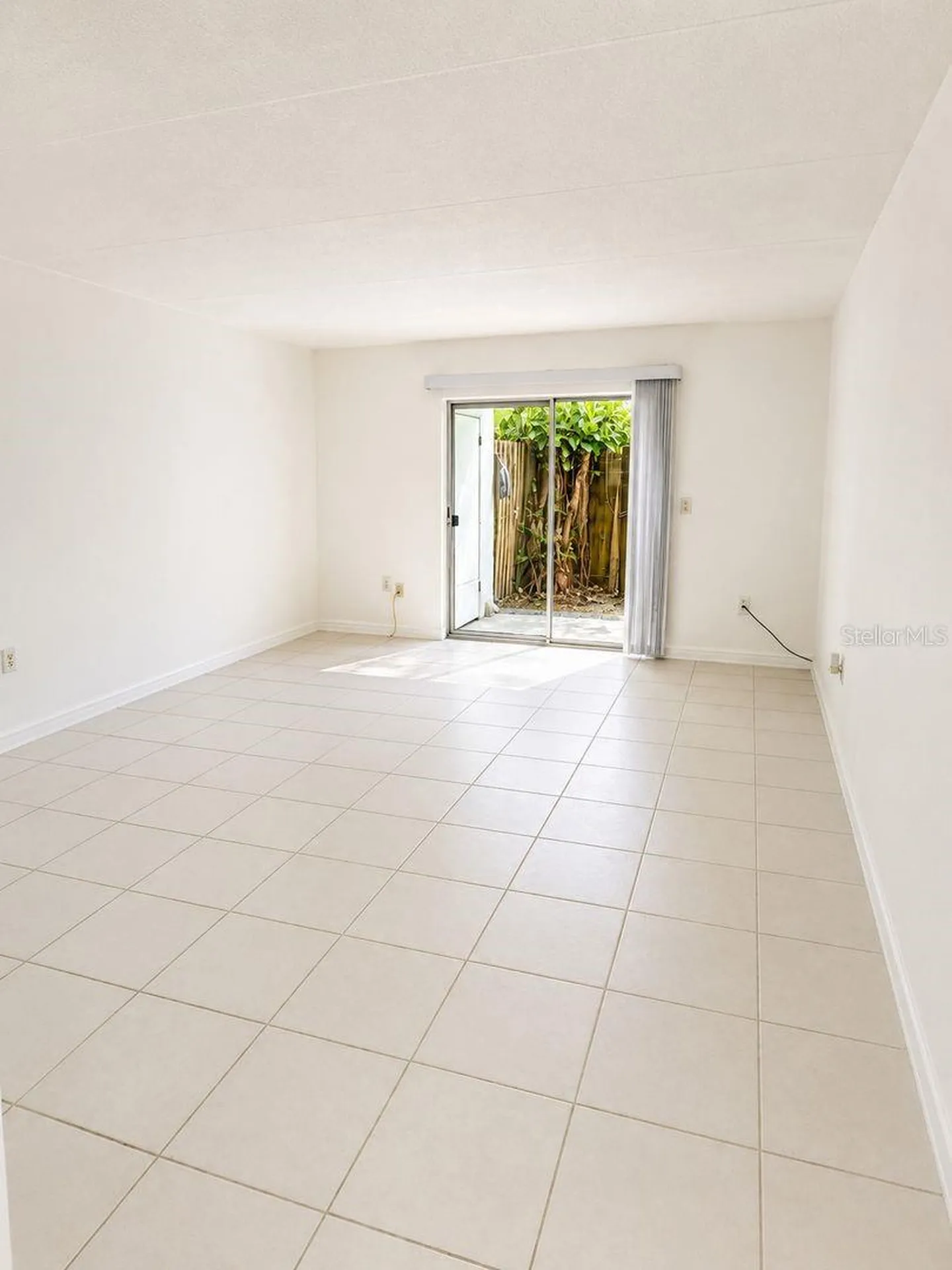 2812 Somerset Park Drive Tampa FL 33613