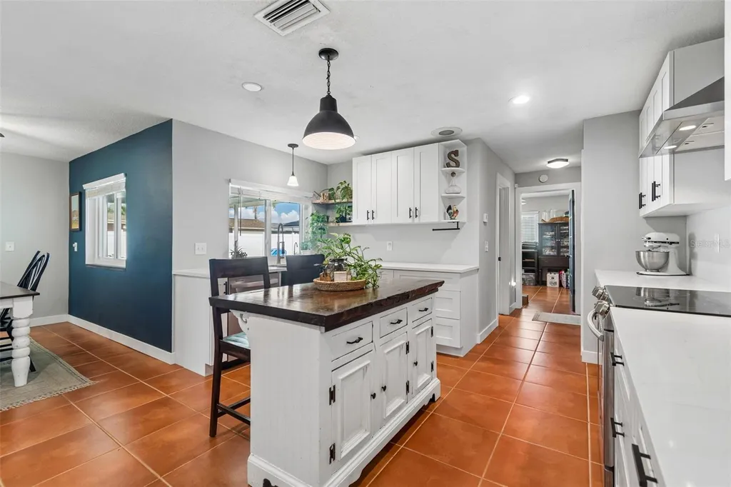 13901 88th Terrace Seminole FL 33776