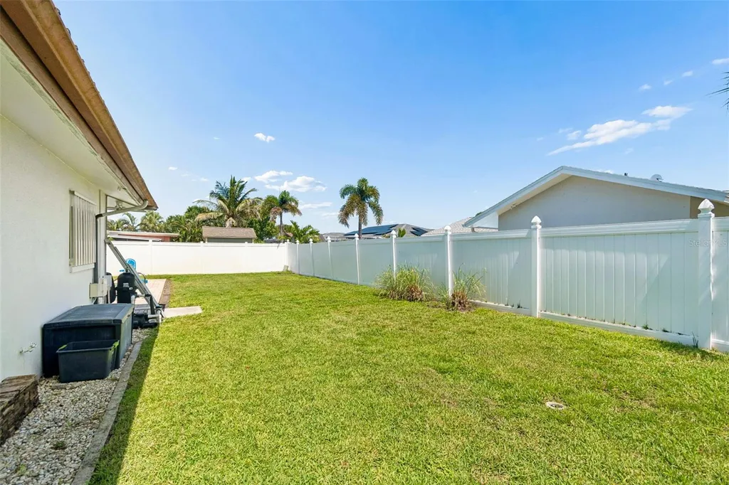 13901 88th Terrace Seminole FL 33776