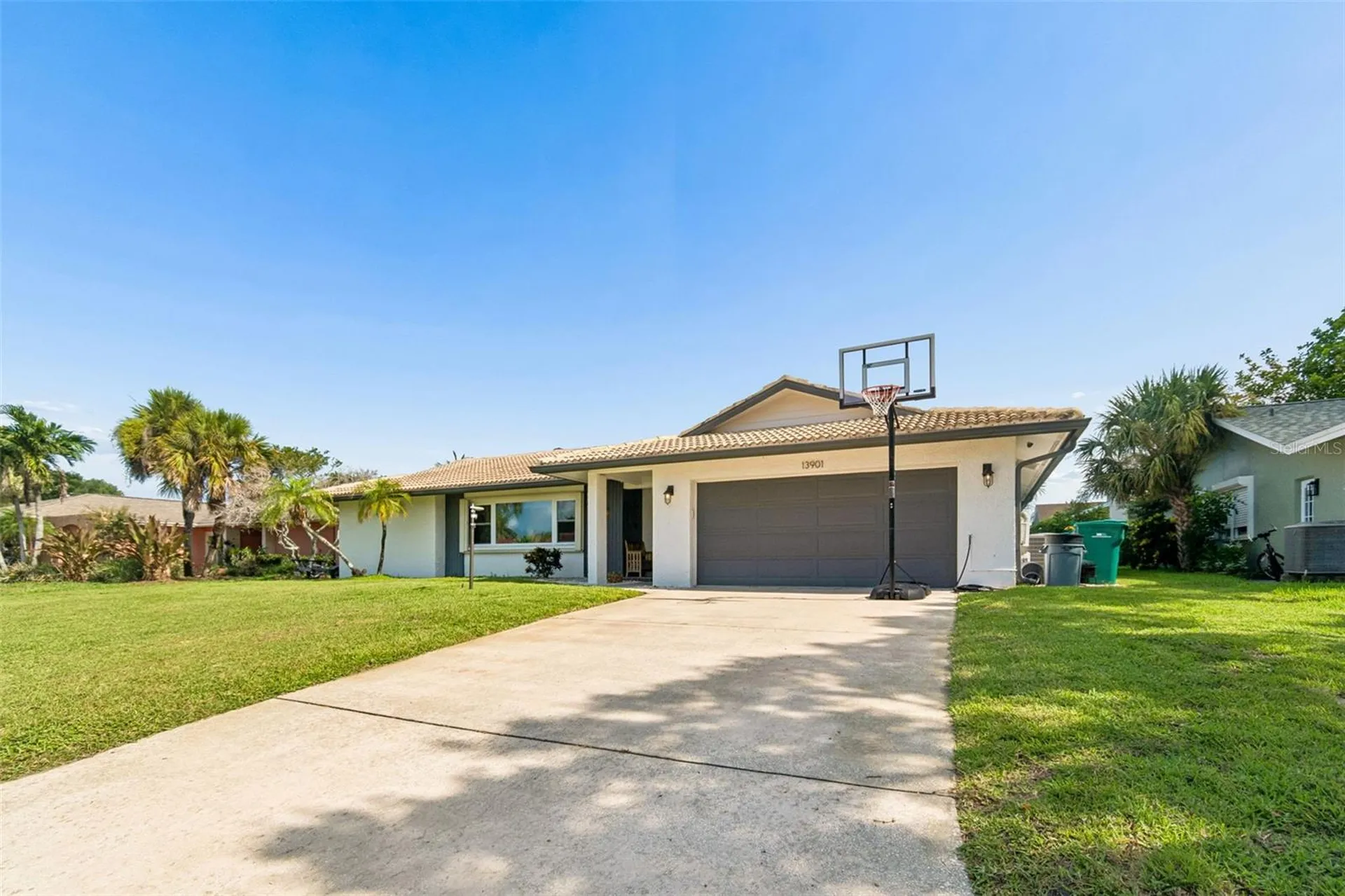 13901 88th Terrace Seminole FL 33776