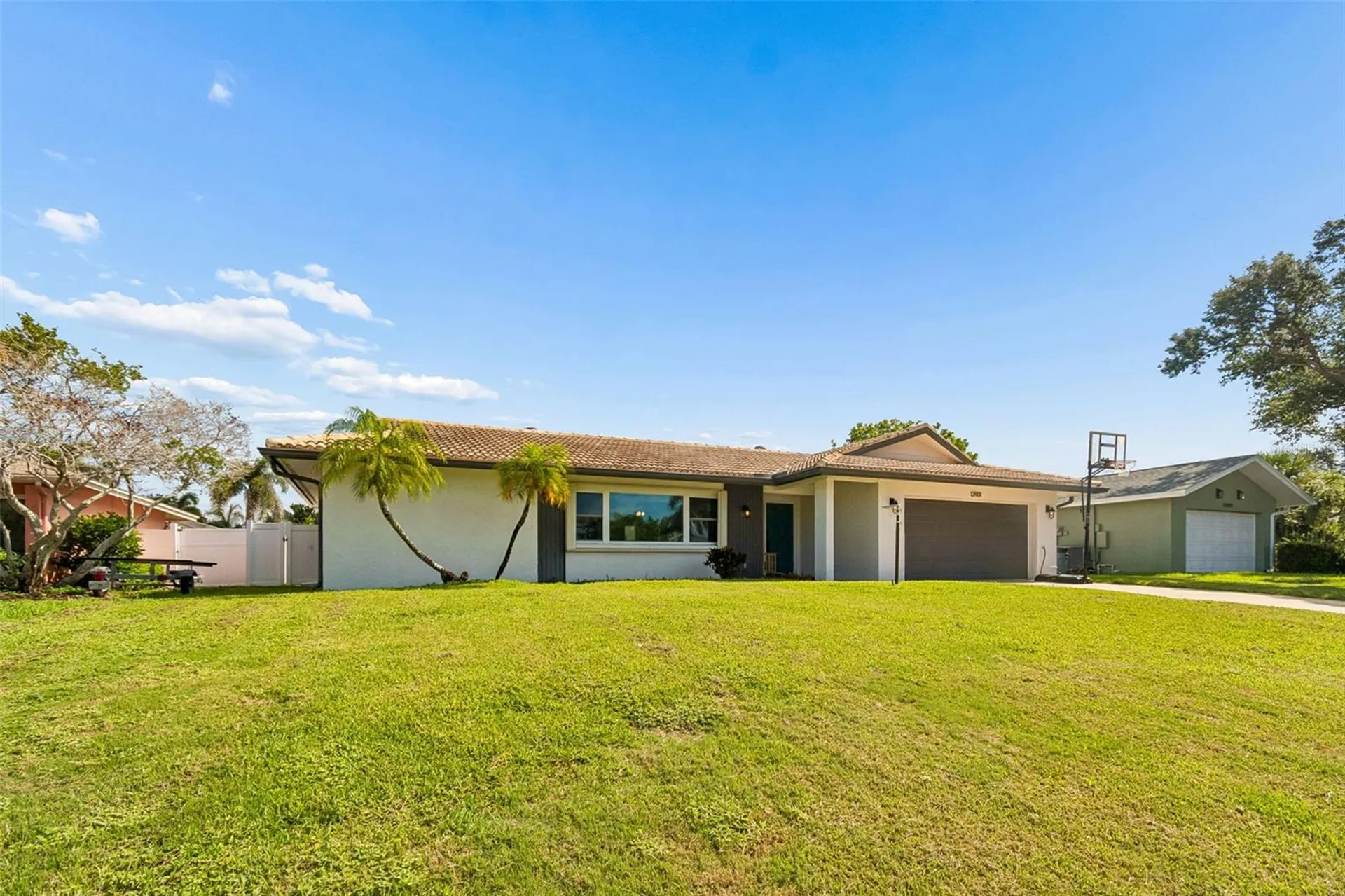 13901 88th Terrace Seminole FL 33776