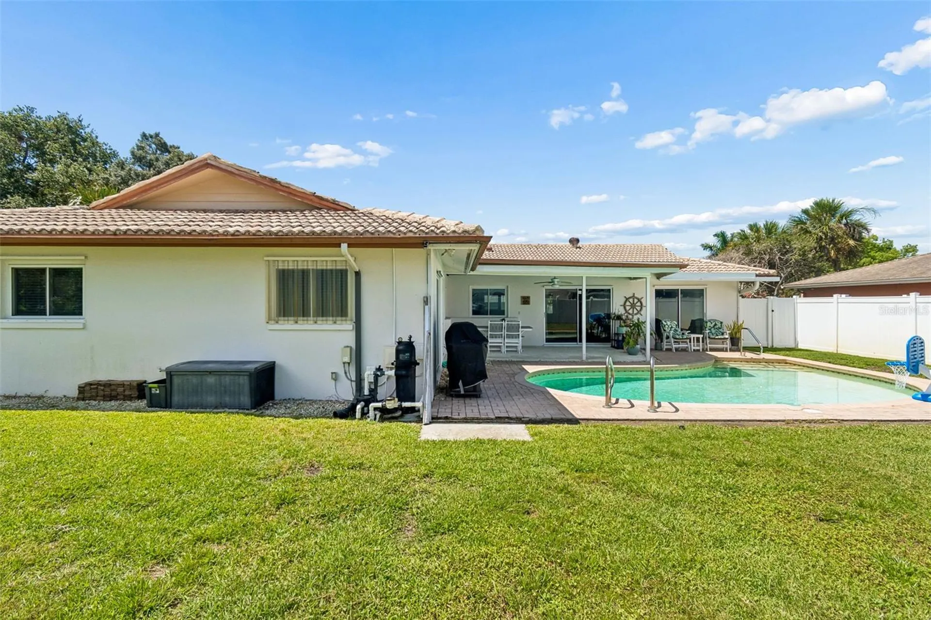 13901 88th Terrace Seminole FL 33776