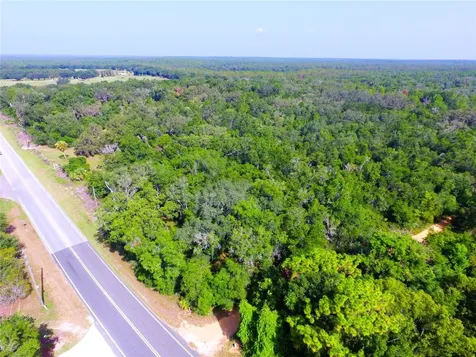 24601 SE Highway 42 Umatilla FL 32784