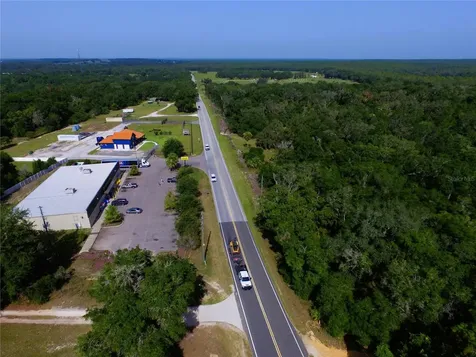 24601 SE Highway 42 Umatilla FL 32784