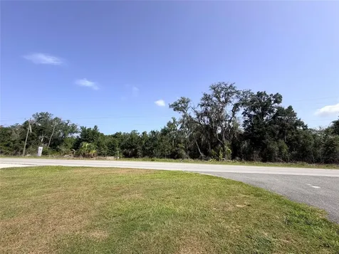 24601 SE Highway 42 Umatilla FL 32784