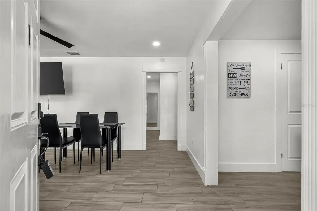 1305 29th Street W Bradenton FL 34205