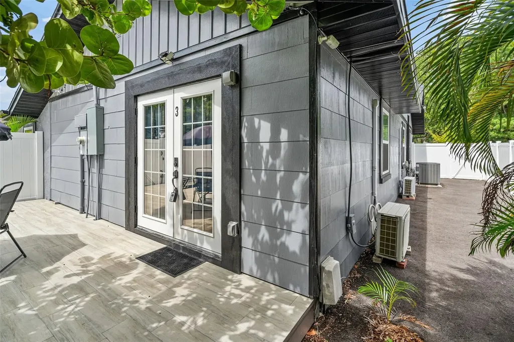 1305 29th Street W Bradenton FL 34205