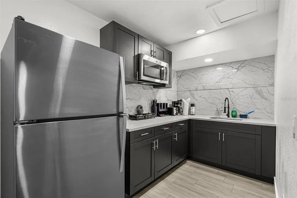 1305 29th Street W Bradenton FL 34205
