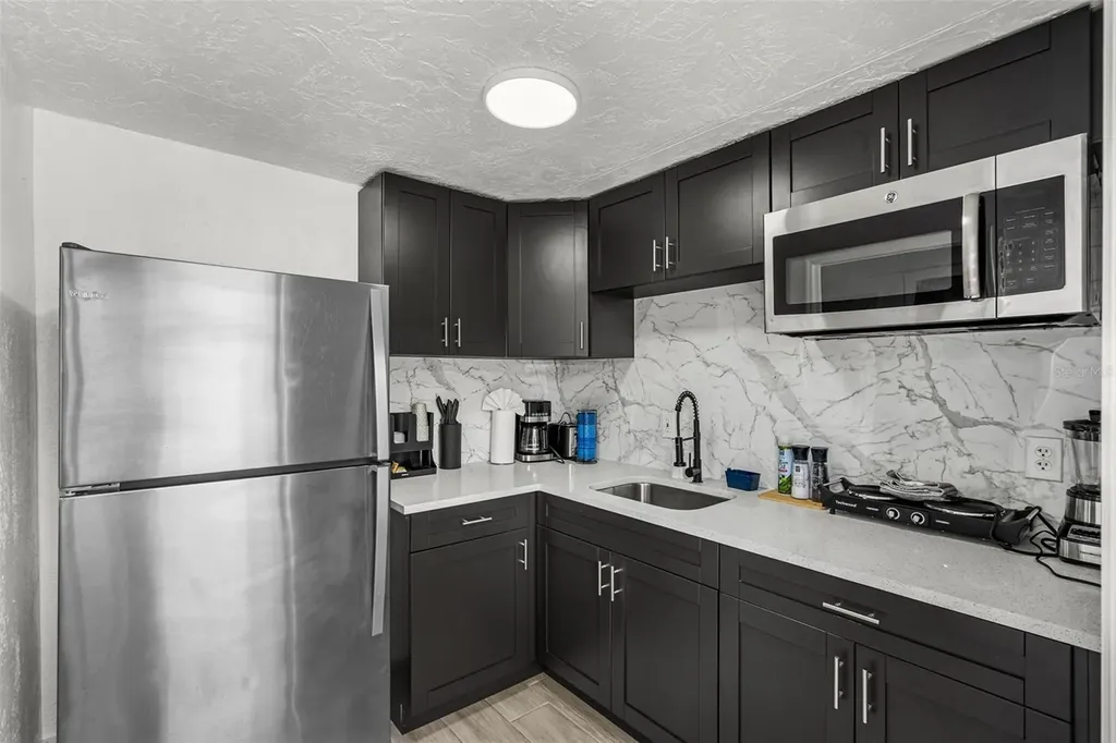 1305 29th Street W Bradenton FL 34205