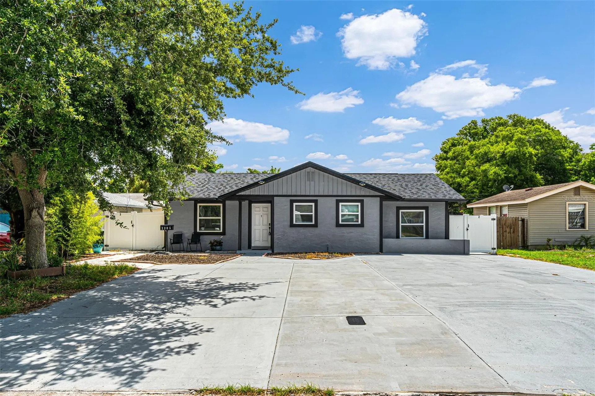 1305 29th Street W Bradenton FL 34205