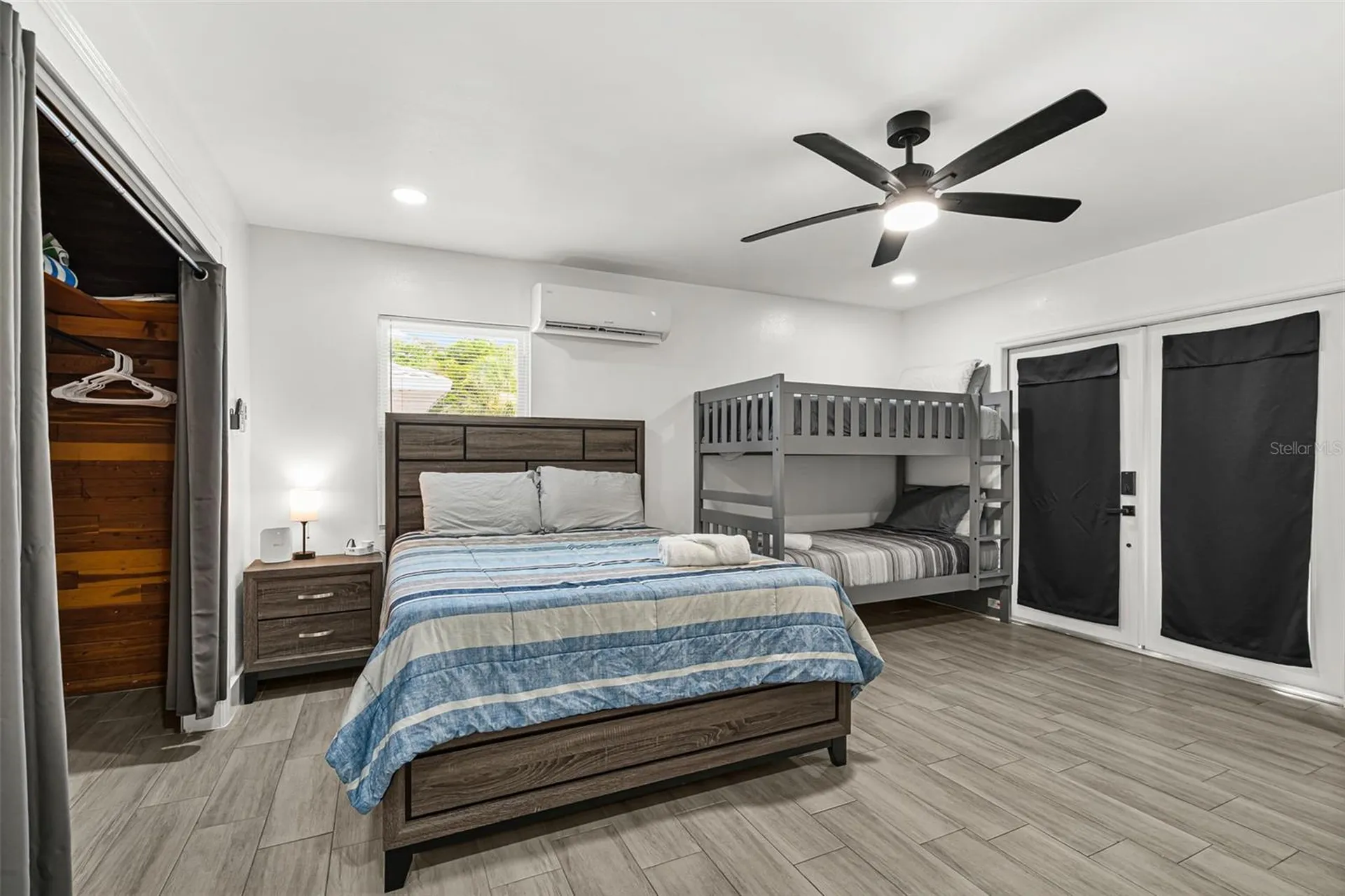 1305 29th Street W Bradenton FL 34205