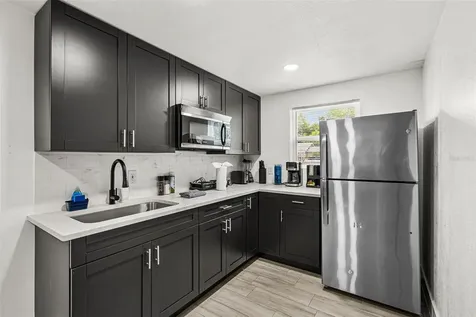 1305 29th Street W Bradenton FL 34205