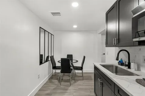 1305 29th Street W Bradenton FL 34205