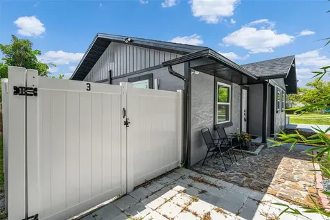 1305 29th Street W Bradenton FL 34205
