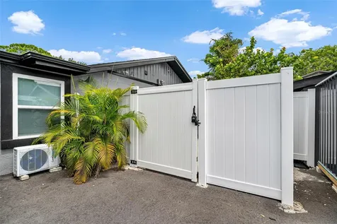 1305 29th Street W Bradenton FL 34205