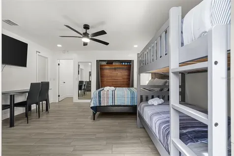 1305 29th Street W Bradenton FL 34205