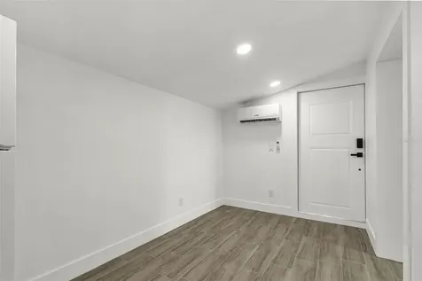 1305 29th Street W Bradenton FL 34205