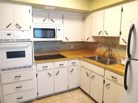 2430 Florentine Way Clearwater FL 33763