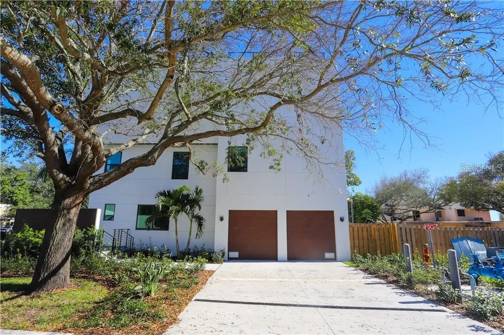 2814 W Barcelona Street Tampa FL 33629