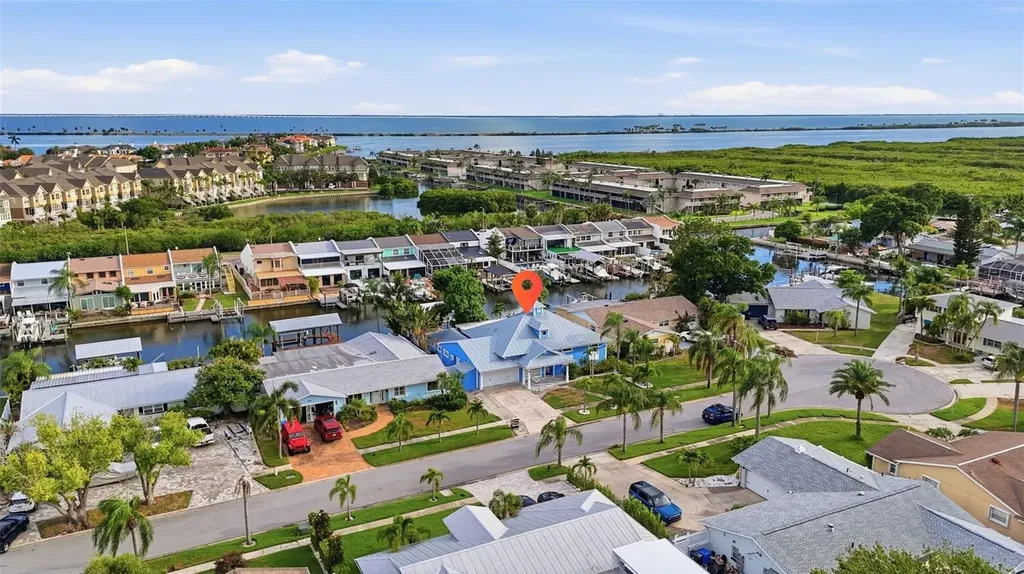 8722 Palisades Drive Tampa FL 33615