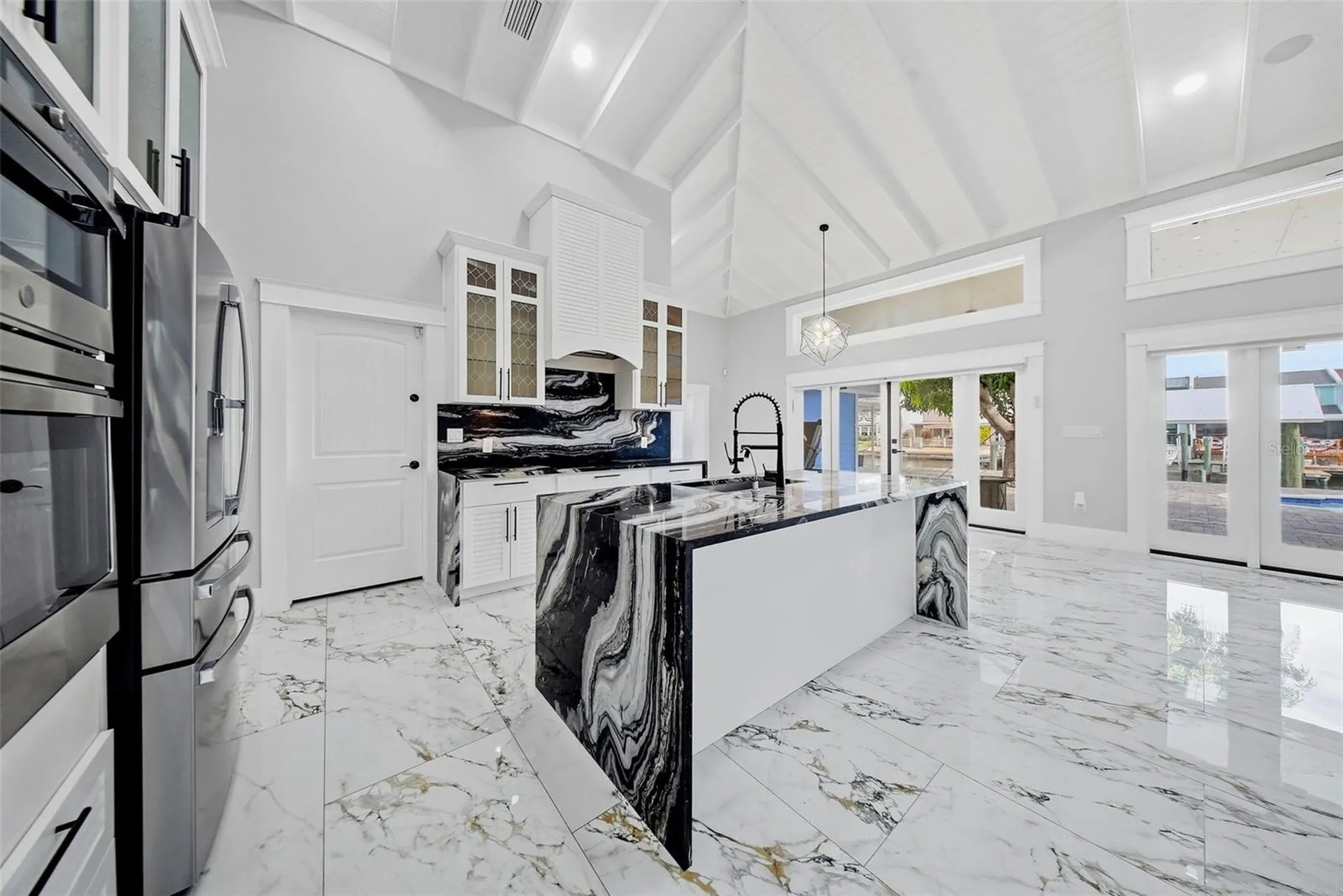 8722 Palisades Drive Tampa FL 33615