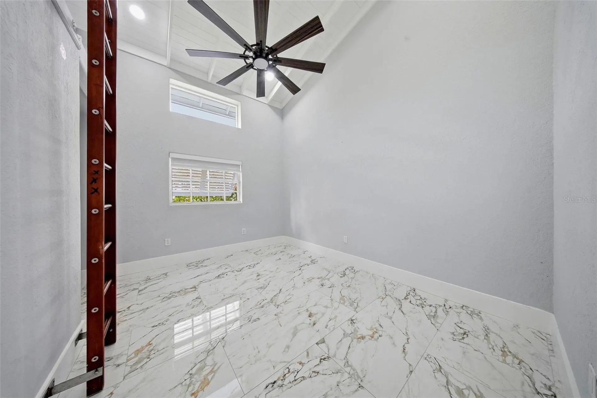 8722 Palisades Drive Tampa FL 33615
