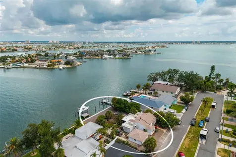 216 Punta Vista Drive St Pete Beach FL 33706