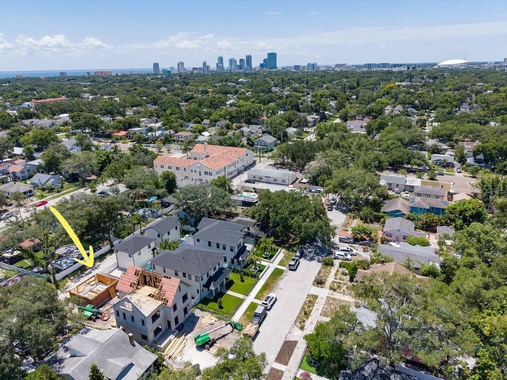 2719 13th Street N St Petersburg FL 33704