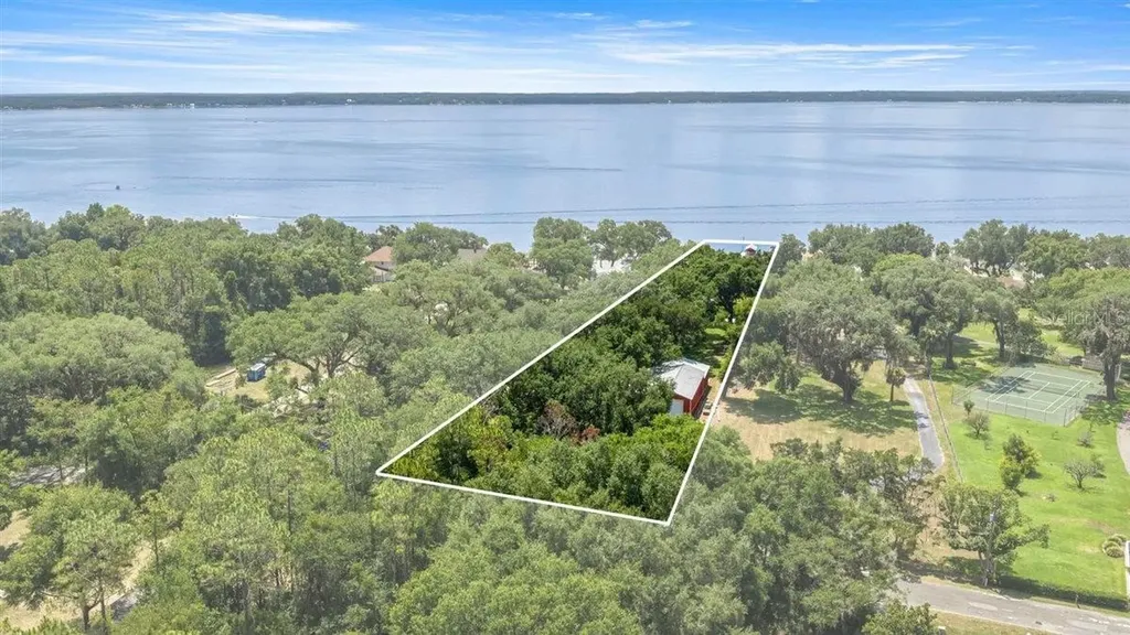 11940 SE 128th Place Road Ocklawaha FL 32179