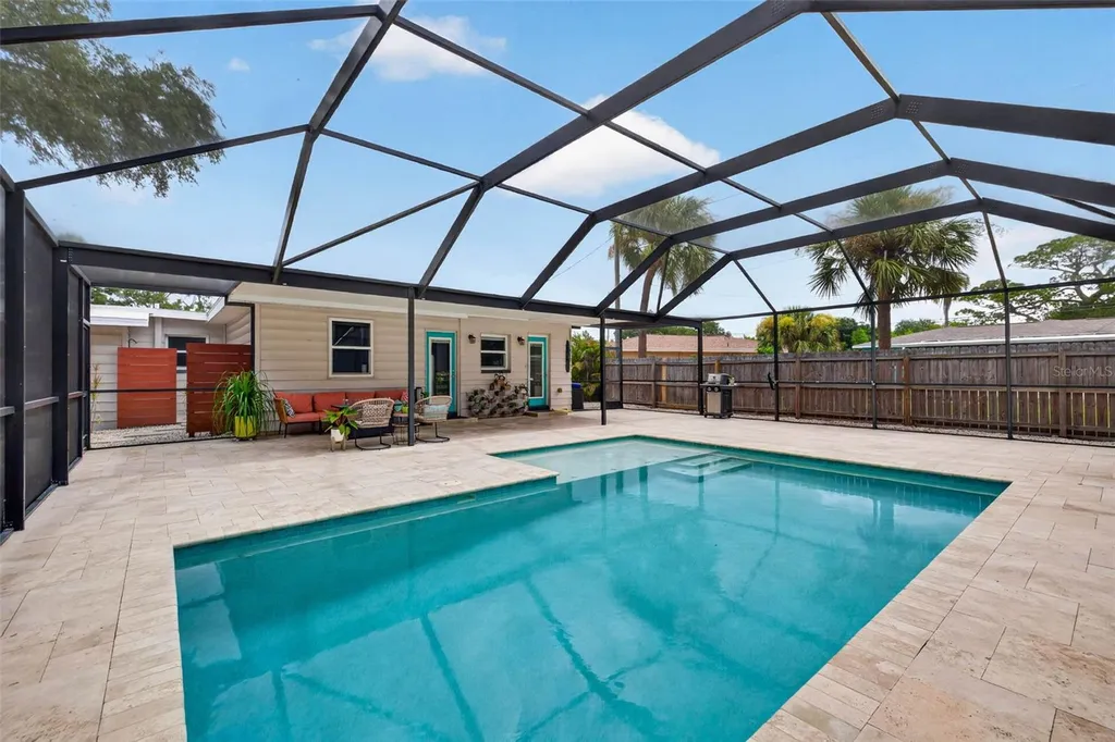 5810 20th Avenue S St Petersburg FL 33707