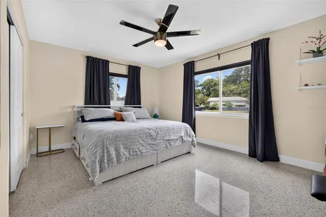 5810 20th Avenue S St Petersburg FL 33707