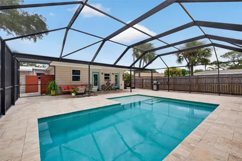 5810 20th Avenue S St Petersburg FL 33707