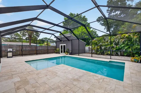 5810 20th Avenue S St Petersburg FL 33707