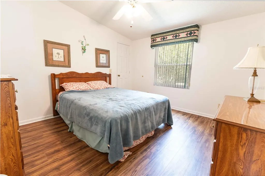1159 Paradise Drive Lady Lake FL 32159